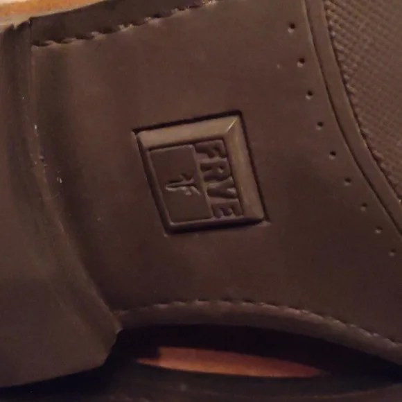 FRYE Boots - Picture 5 of 11